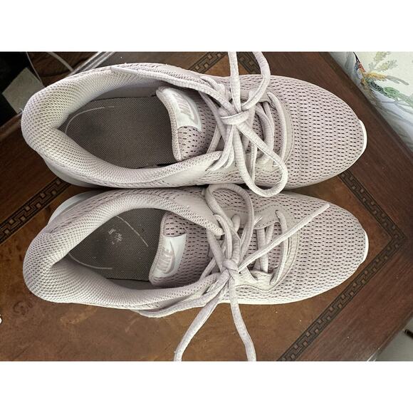 Size 7 - Nike Tanjun Lilac 2017 - 812655-605 - Picture 7 of 9